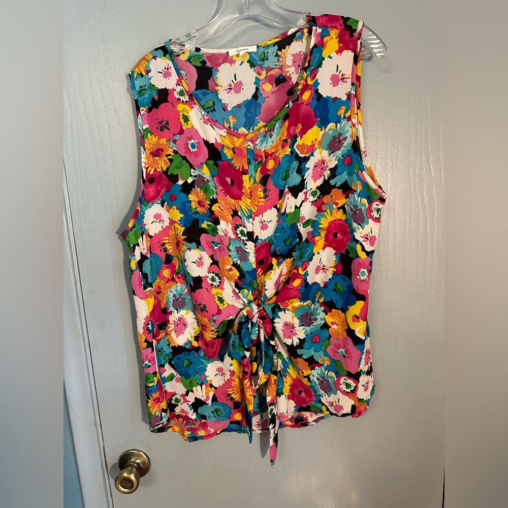 Pleione L sleeveless floral top with front tie, L, EUC